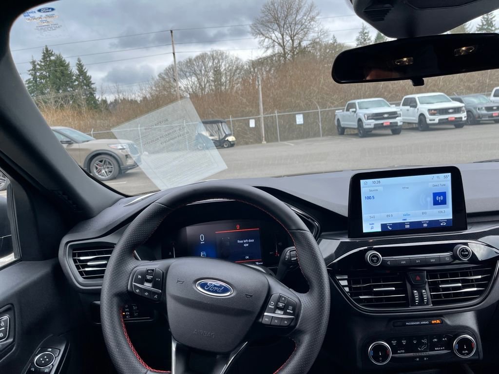 Certified 2025 Ford Escape ST-Line image 20