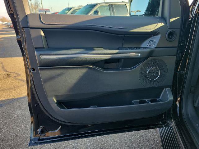 Certified 2024 Ford Expedition XLT image 15