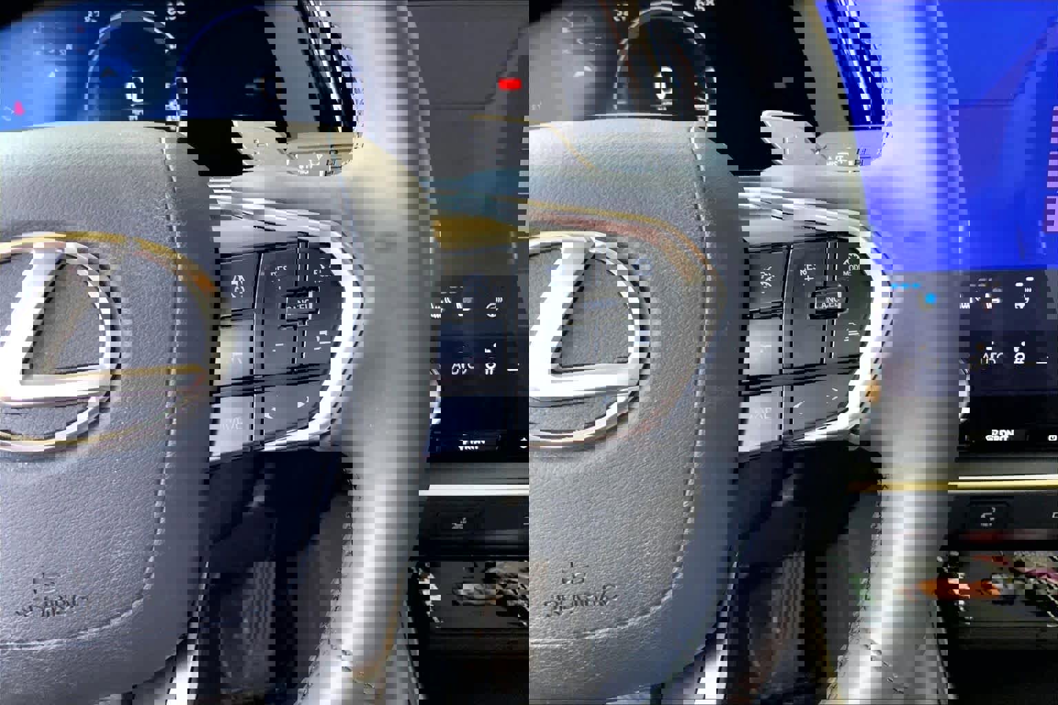 Used 2024 Lexus RZ 300e Premium w/ Accessory Package (Z1) FWD image 24