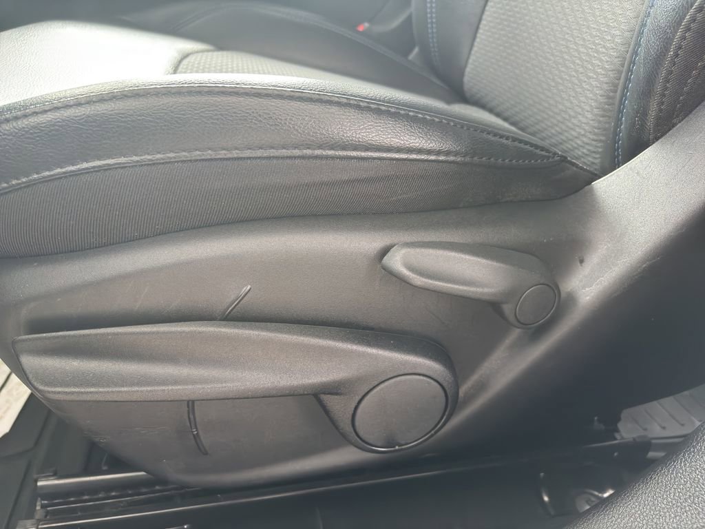 Used 2022 Jeep Compass Latitude FWD image 13