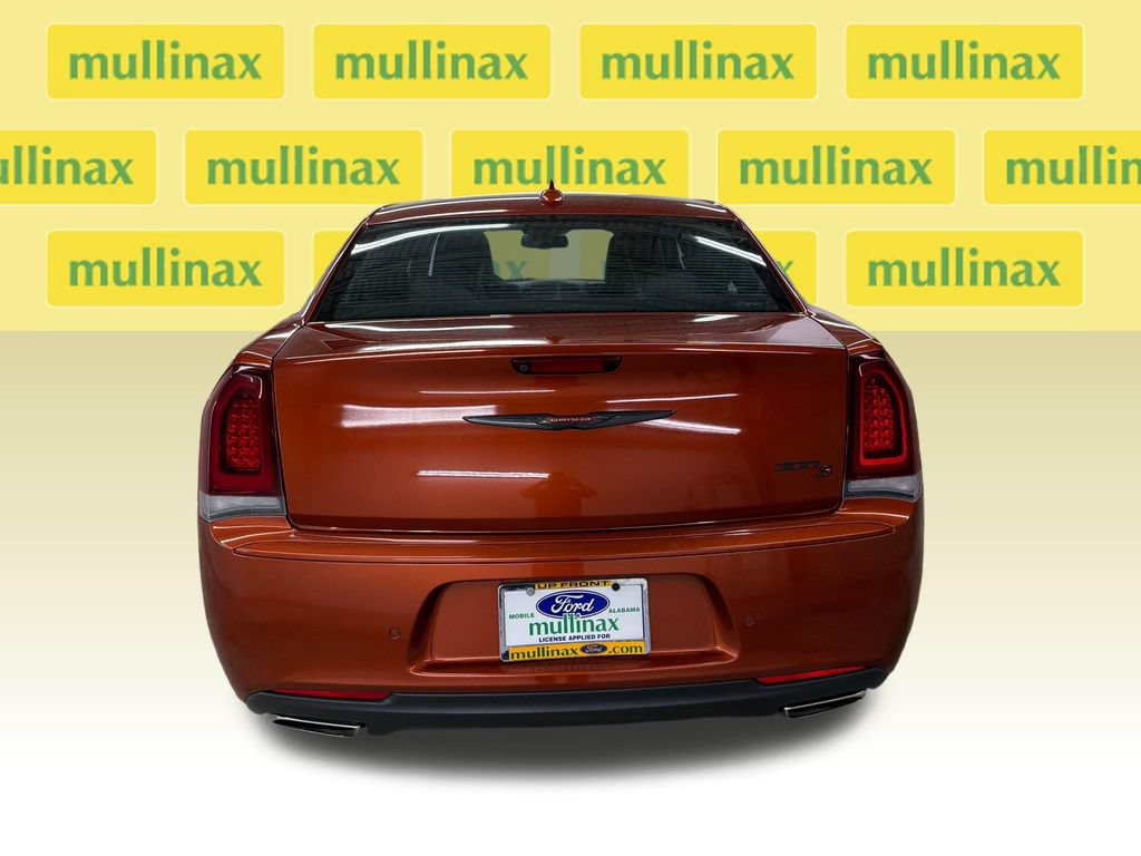 Used 2021 Chrysler 300 S RWD image 7