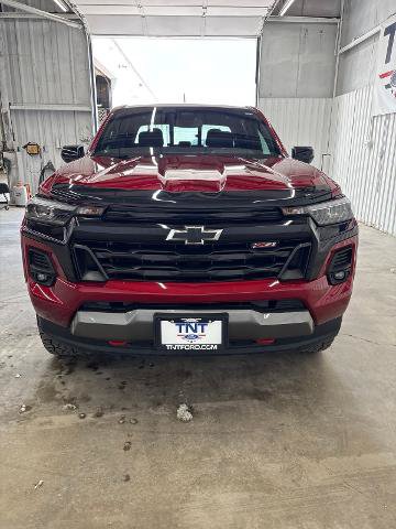 Used 2023 Chevrolet Colorado Z71 w/ Z71 Convenience Package 2 AWD/4WD image 3