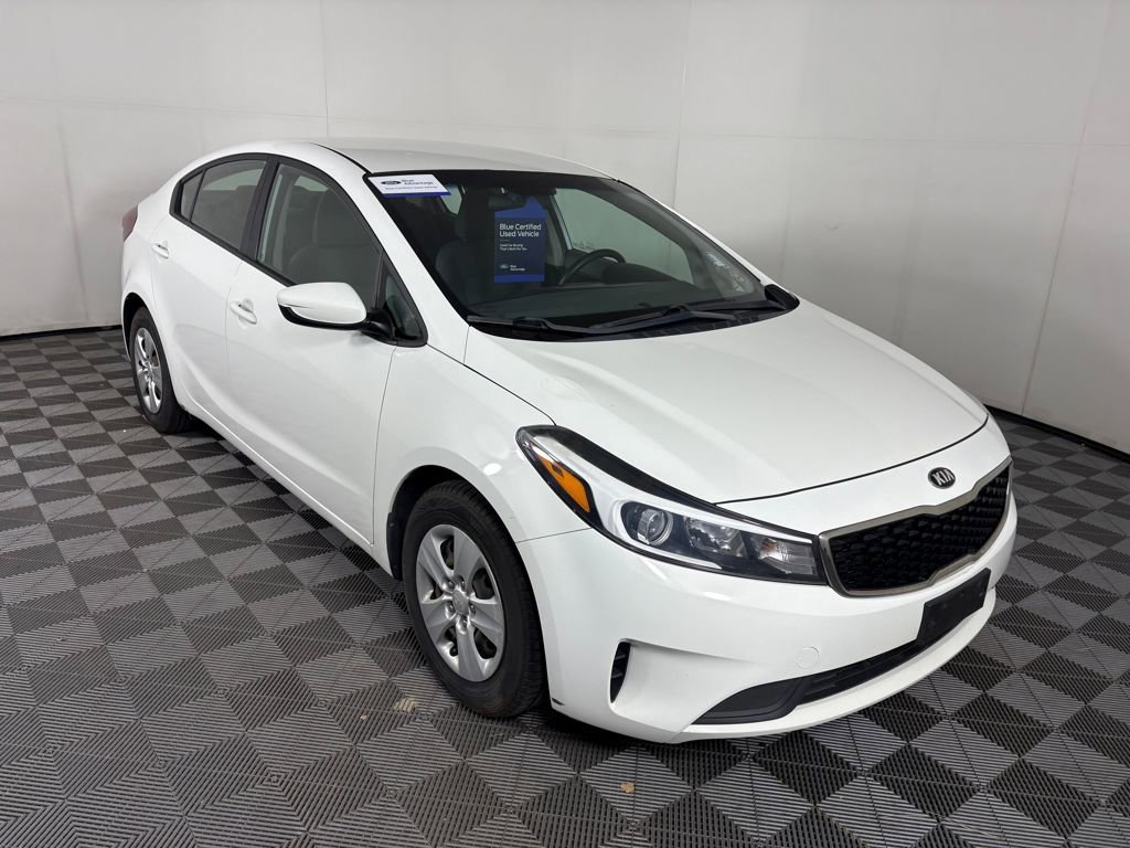 Used 2018 Kia Forte LX w/ LX Rear Camera Package image 7