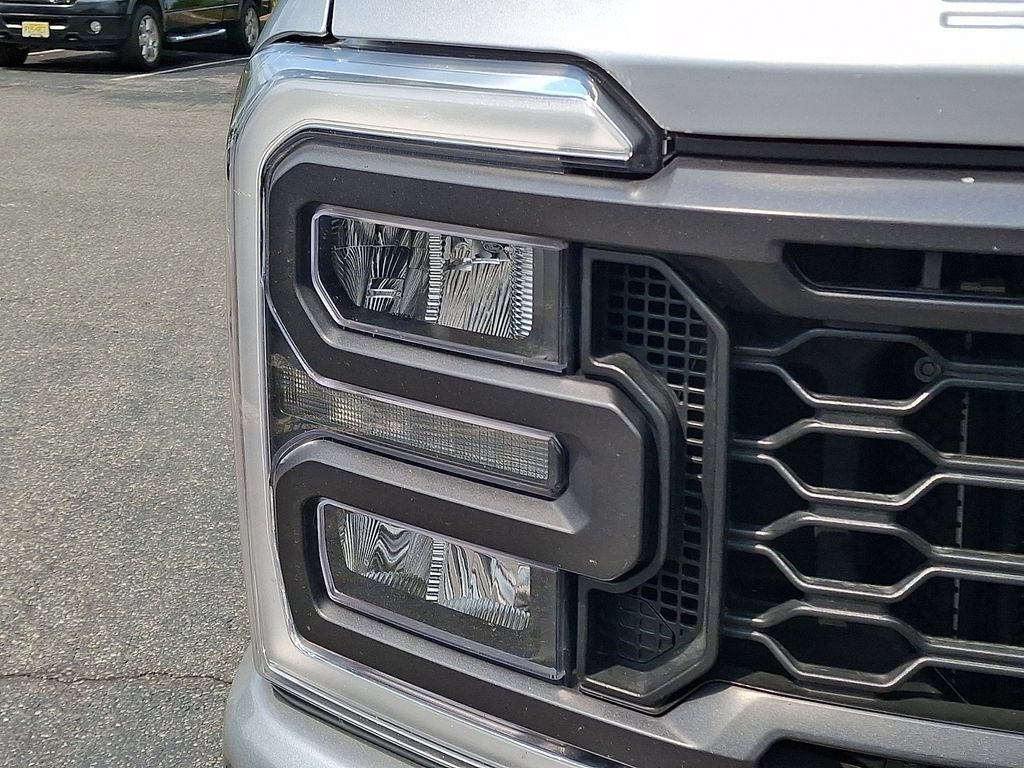 Certified 2024 Ford F350 XLT w/ XLT Premium Package AWD/4WD image 12