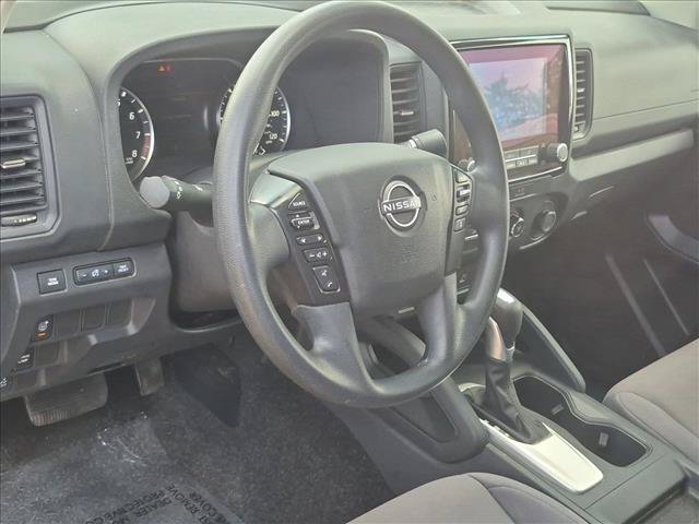 Used 2022 Nissan Frontier S w/ Technology Package RWD image 9