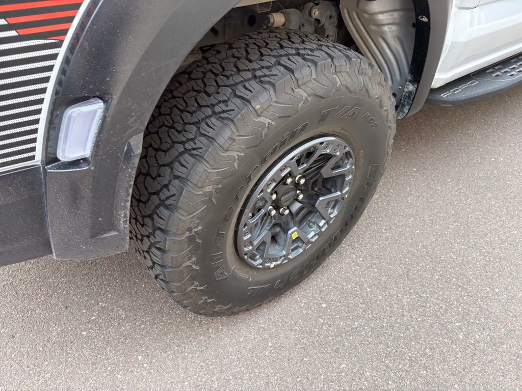 Certified 2025 Ford F150 Raptor w/ Equipment Group 803A Raptor R AWD/4WD image 14
