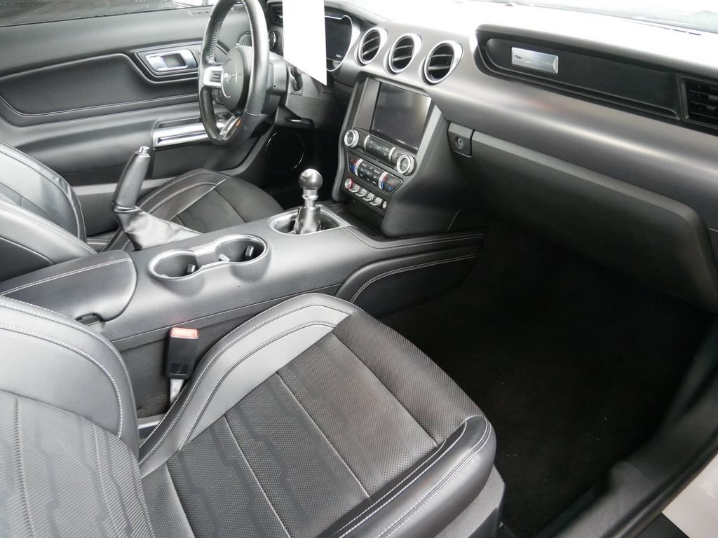 Certified 2019 Ford Mustang GT Premium w/ Equipment Group 401A RWD image 9