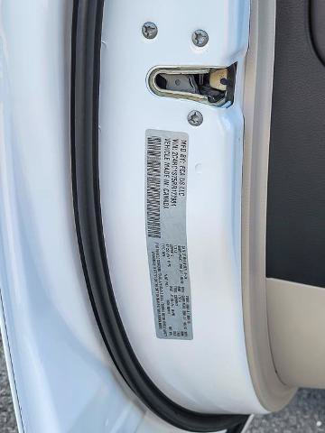 Used 2024 Chrysler Pacifica Limited FWD image 31