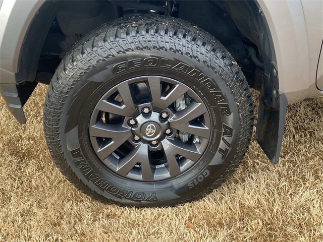 Used 2021 Toyota Tacoma SR image 13