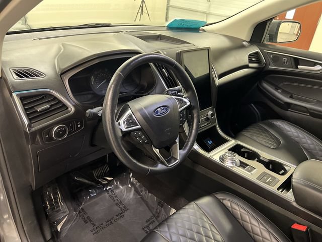 Certified 2024 Ford Edge Titanium AWD/4WD image 12