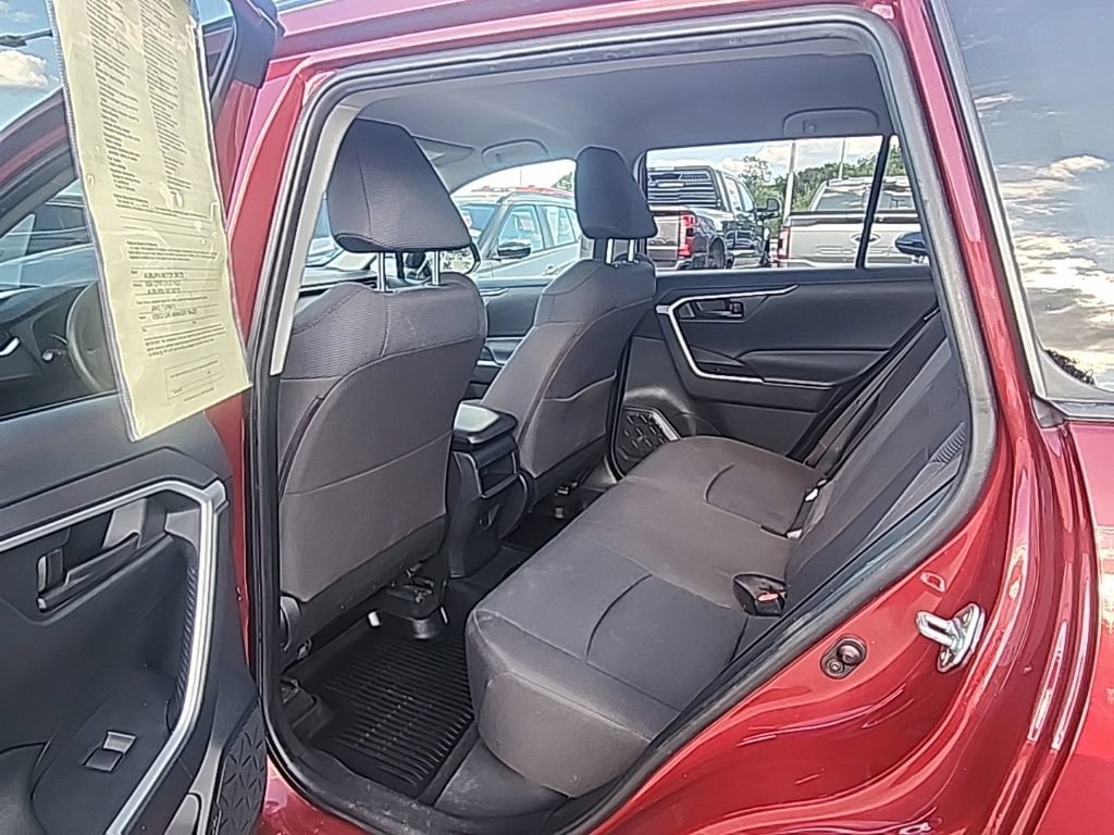 Used 2019 Toyota RAV4 LE w/ All Weather Liner Package AWD/4WD image 10