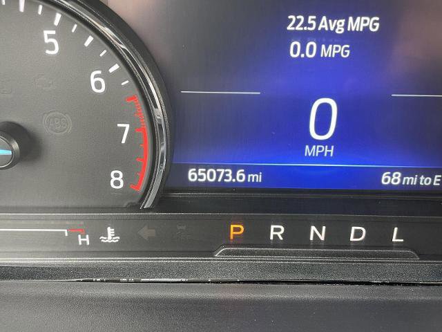 Certified 2022 Ford Explorer XLT w/ Equipment Group 202A image 9