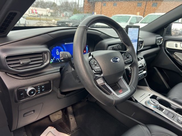 Certified 2023 Ford Explorer ST w/ Equipment Group 401A image 9