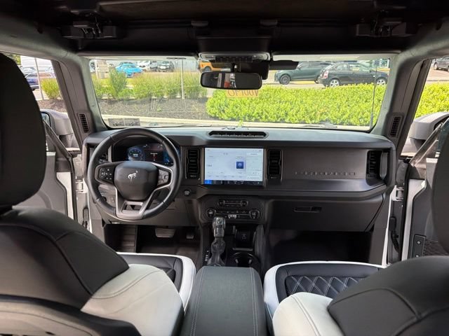 Certified 2025 Ford Bronco Badlands AWD/4WD image 17