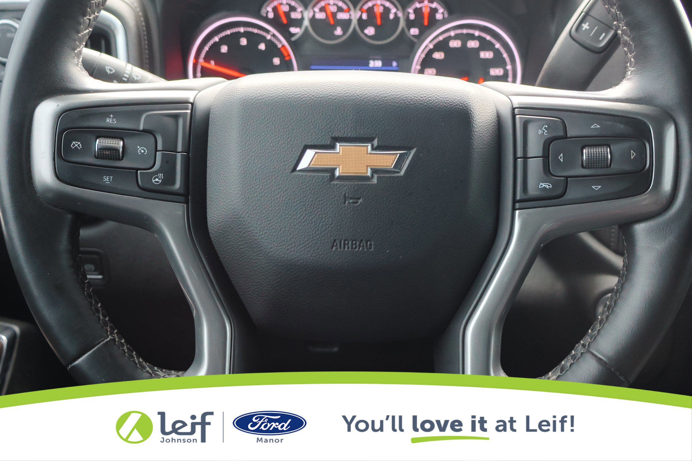 Used 2023 Chevrolet Silverado 2500 LT w/ Convenience Package image 18