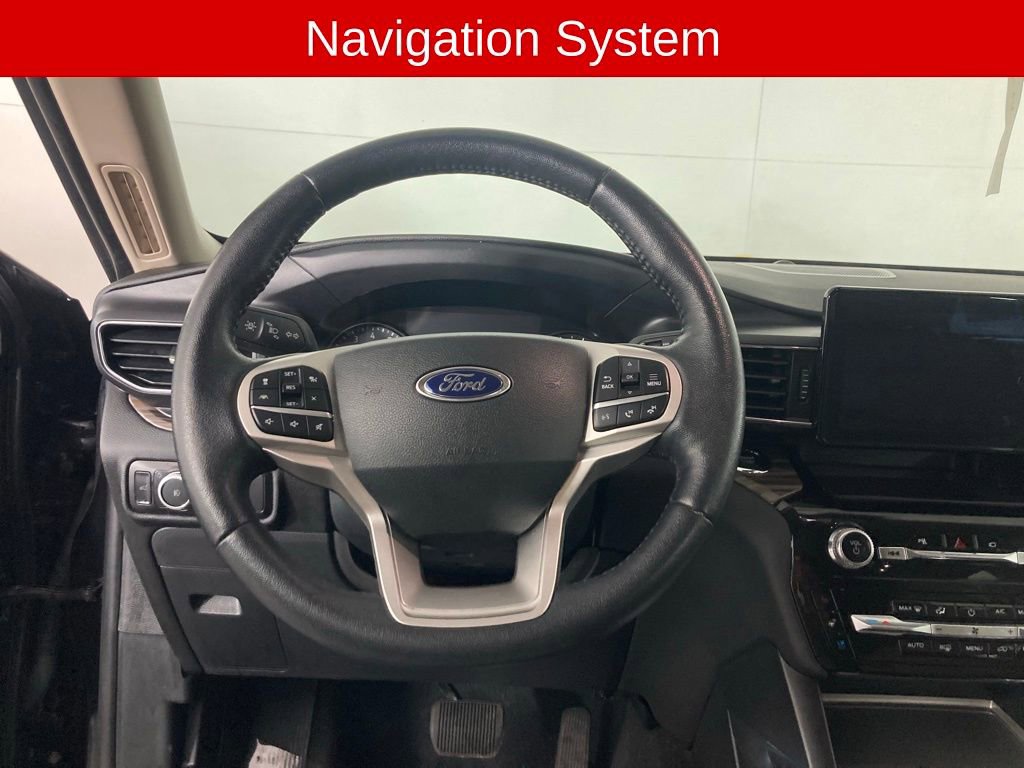 Certified 2023 Ford Explorer Limited w/ Equipment Group 301A image 9