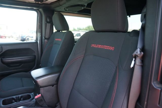 Used 2018 Jeep Wrangler Rubicon AWD/4WD image 10