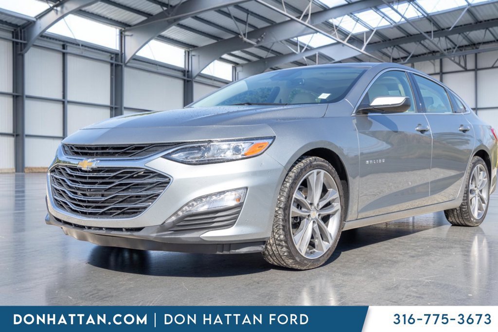 Used 2024 Chevrolet Malibu LT FWD image 1