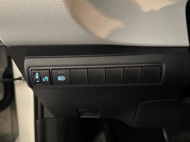 Used 2020 Toyota Corolla SE FWD image 13