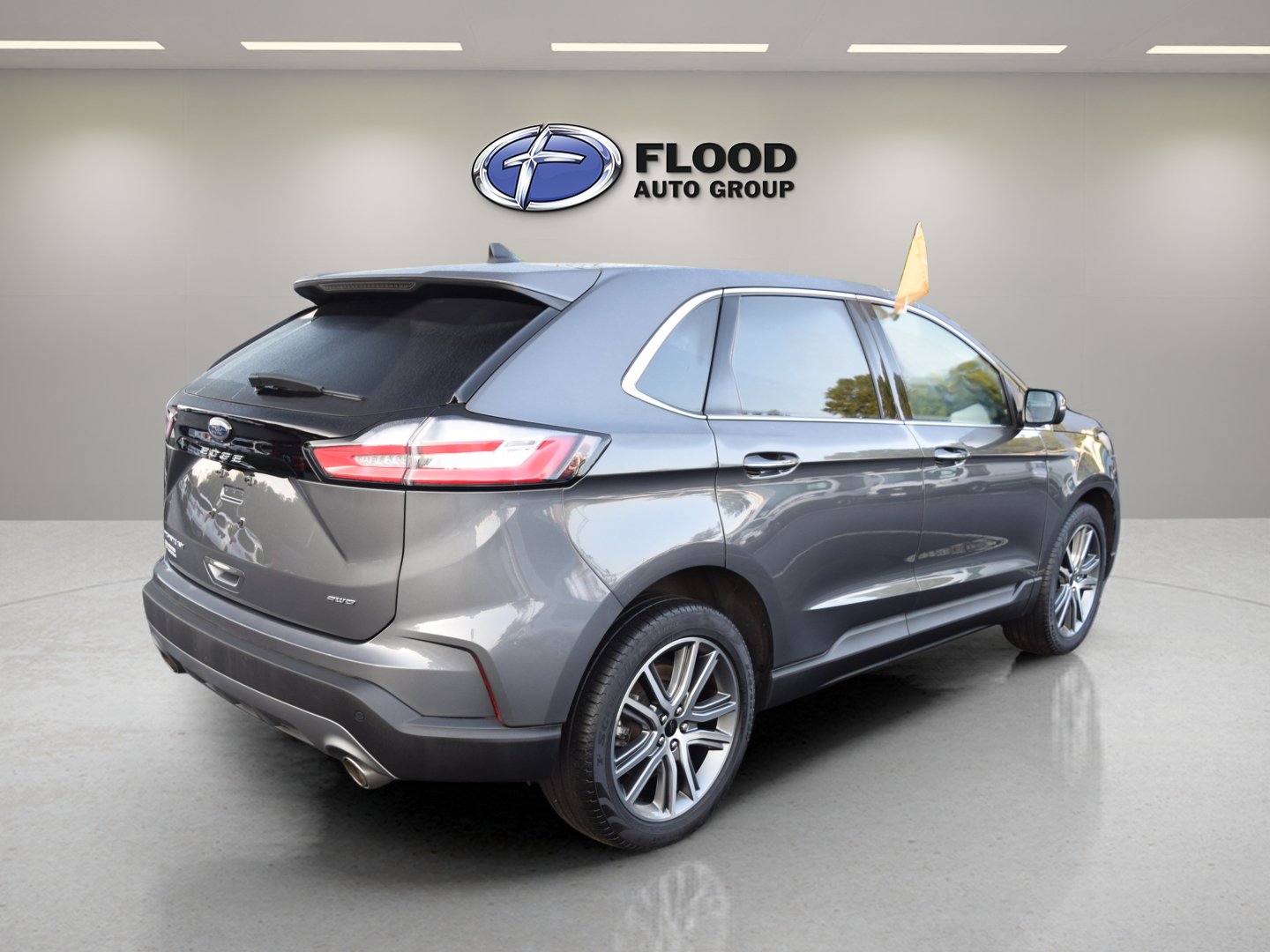 Certified 2023 Ford Edge Titanium AWD/4WD image 4