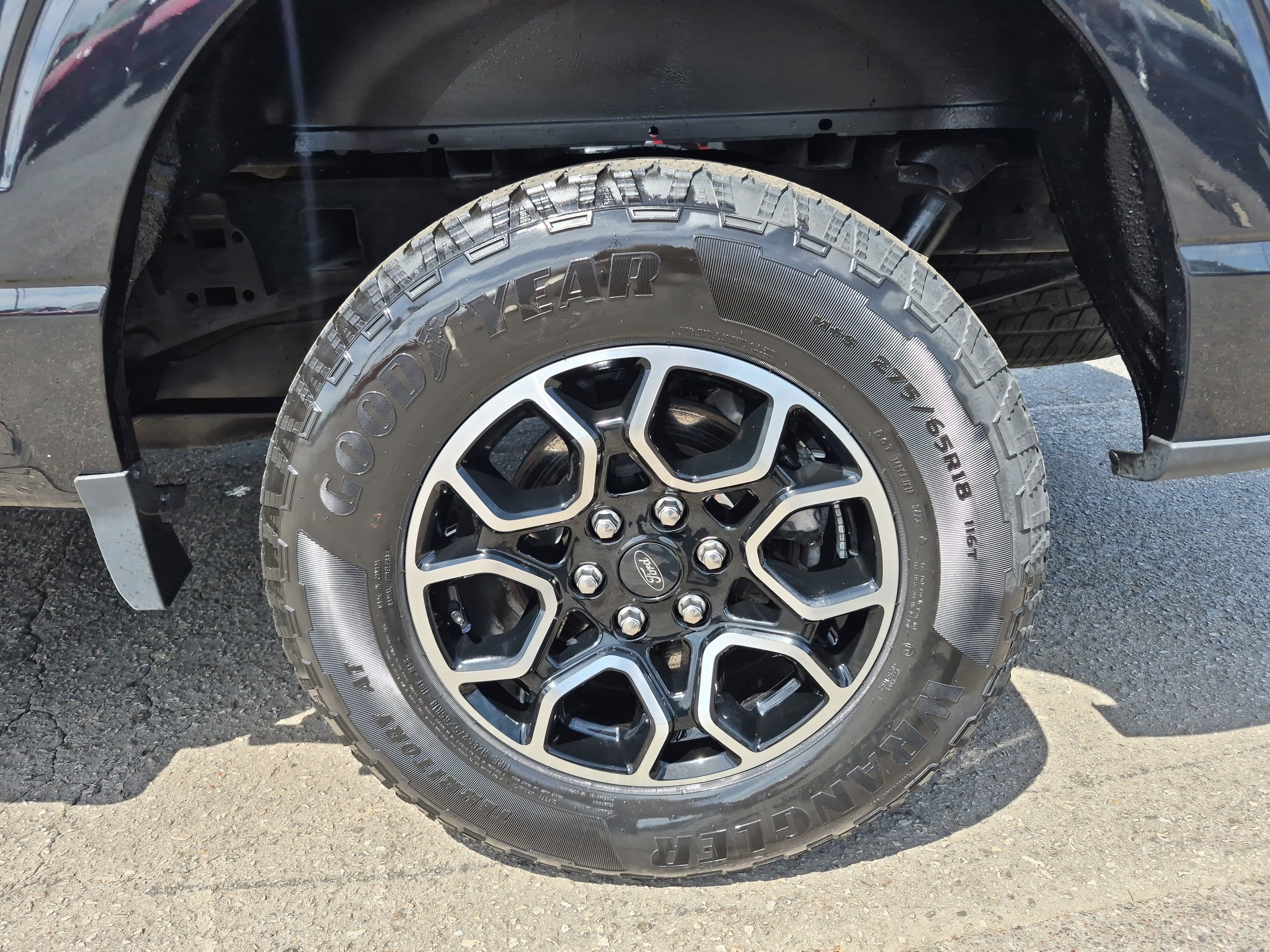 Certified 2023 Ford F150 XLT w/ Equipment Group 302A High image 9