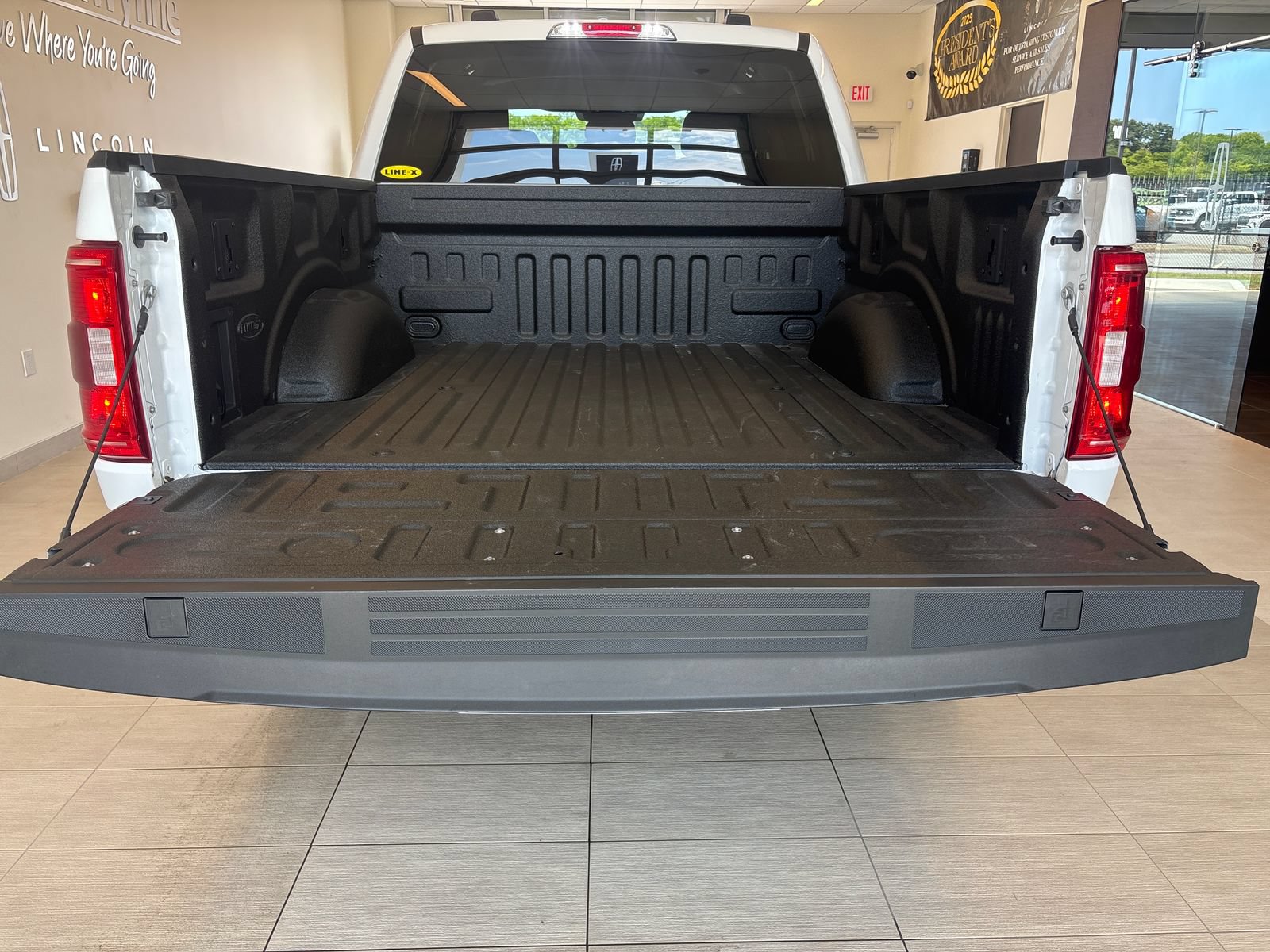 Certified 2021 Ford F150 XLT w/ Equipment Group 302A High AWD/4WD image 10