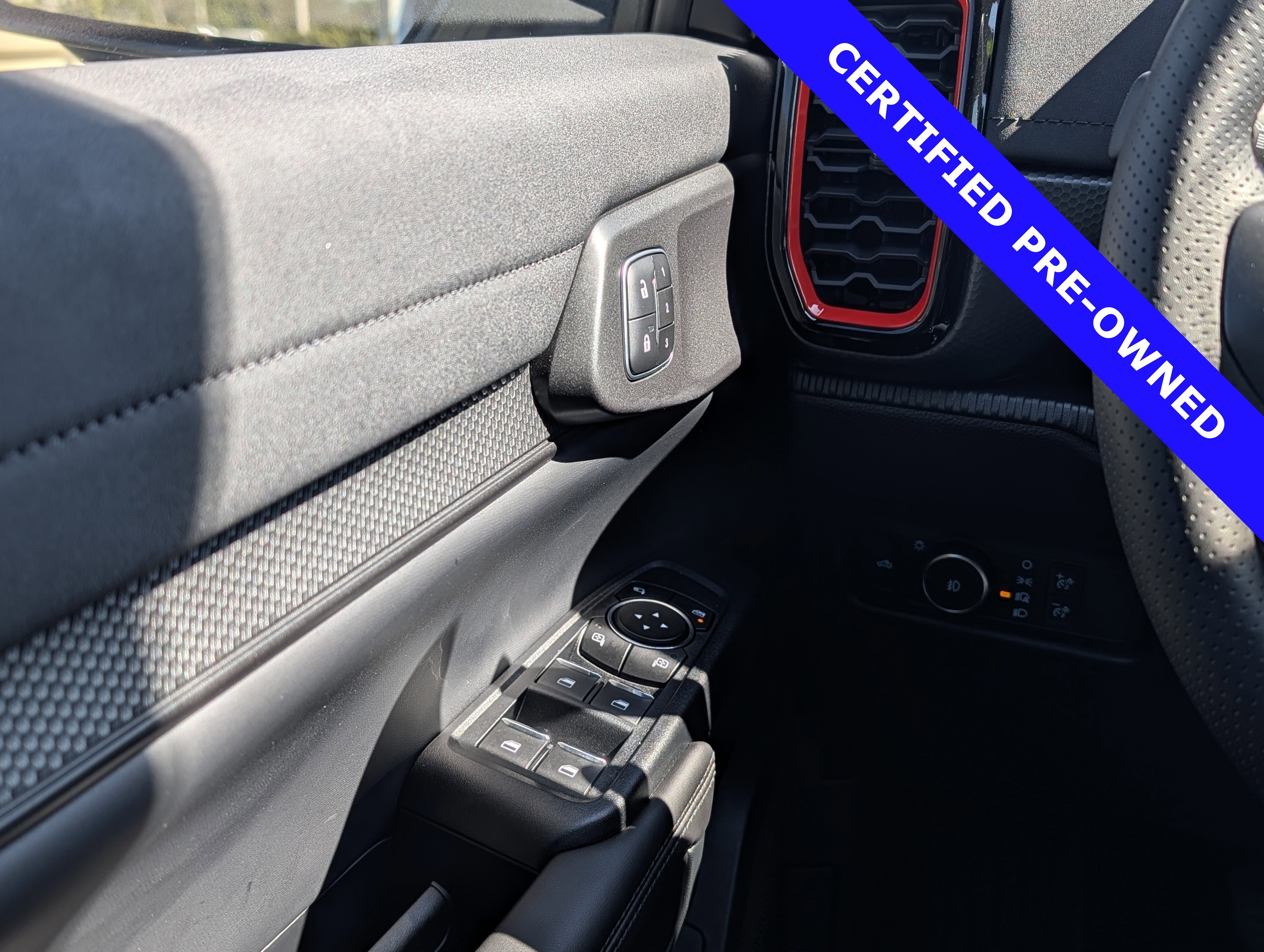 Certified 2025 Ford Ranger Raptor image 24