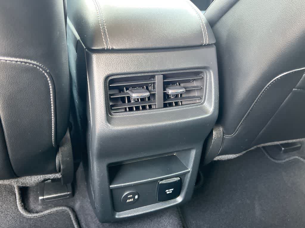 Certified 2022 Ford Edge Titanium AWD/4WD image 23