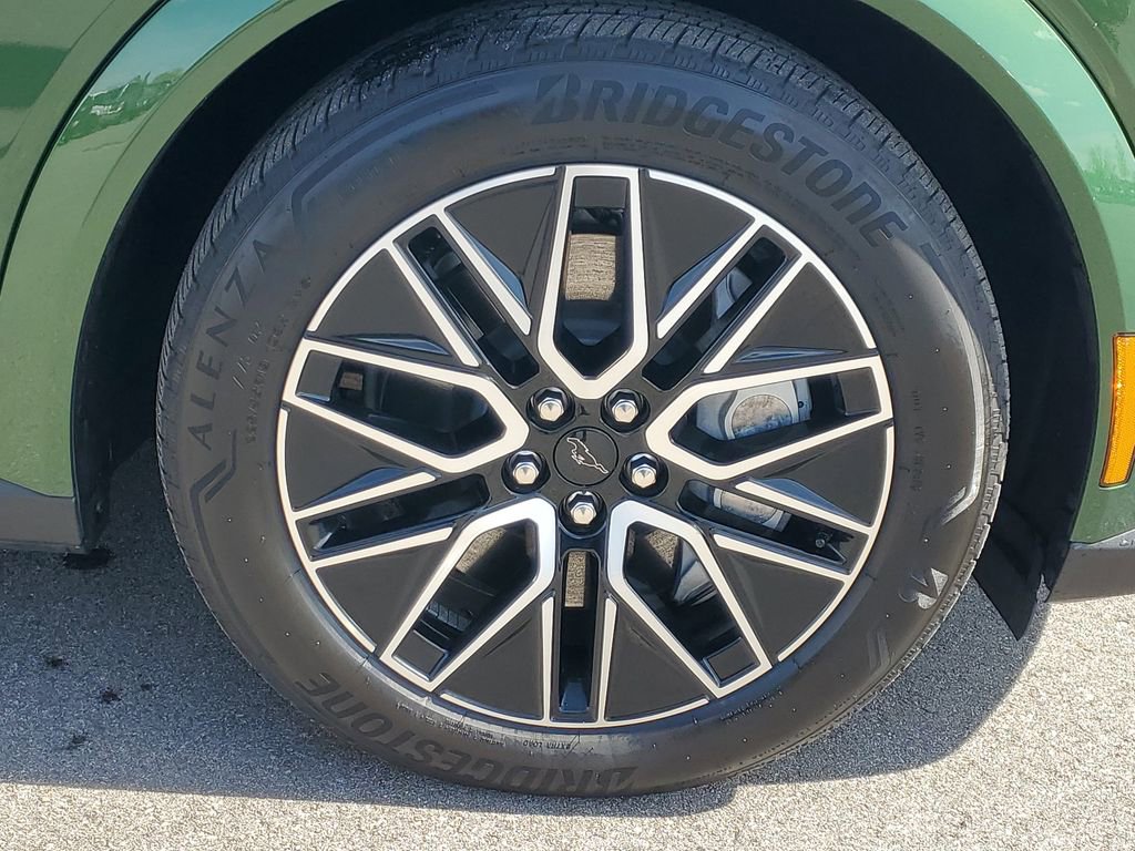 Certified 2025 Ford Mustang Mach-E Premium AWD/4WD image 5