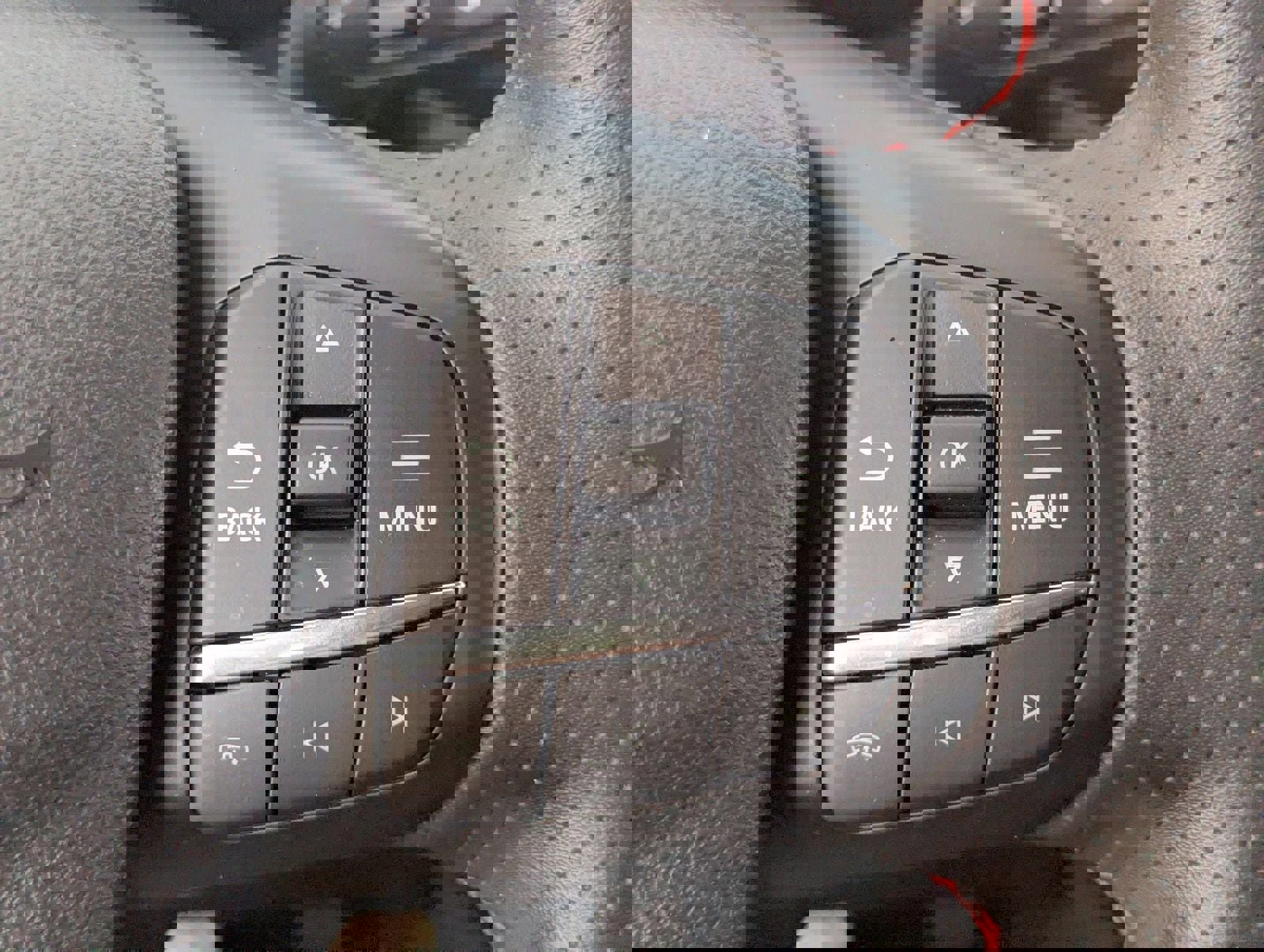 Certified 2025 Ford Escape ST-Line image 25