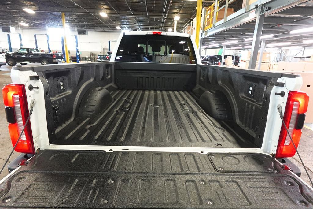 Certified 2025 Ford F450 King Ranch AWD/4WD image 30
