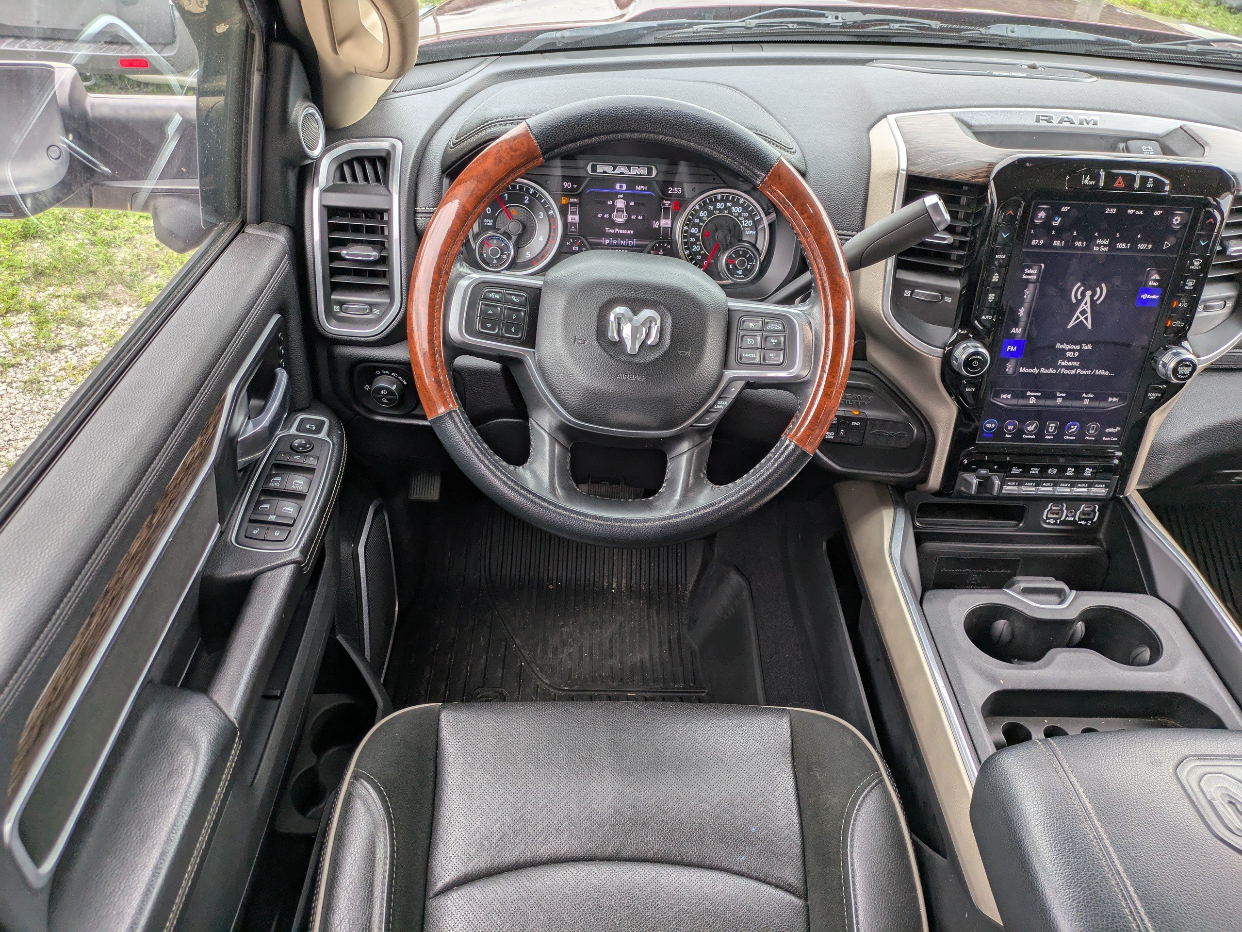 Used 2020 RAM 3500 Laramie AWD/4WD image 14