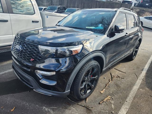 Certified 2020 Ford Explorer ST w/ ST Street Pack image 3