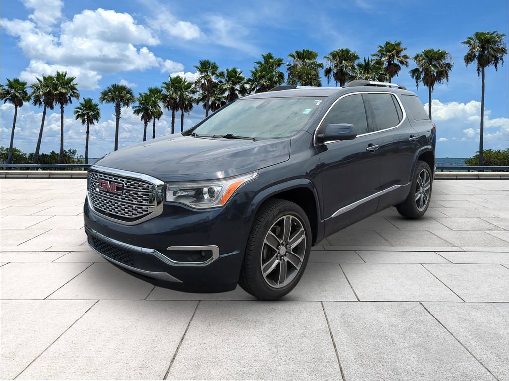 Used 2018 GMC Acadia Denali w/ Technology Package FWD image 3