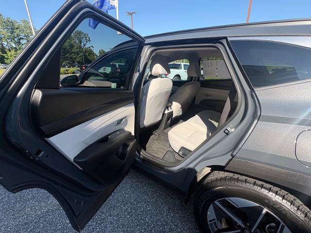 Used 2025 Hyundai Tucson SEL FWD image 27