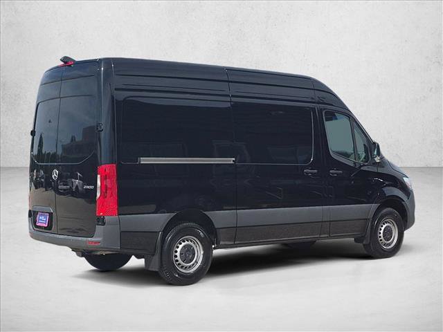 Used 2024 Mercedes-Benz Sprinter 2500 w/ Acoustic Package image 5