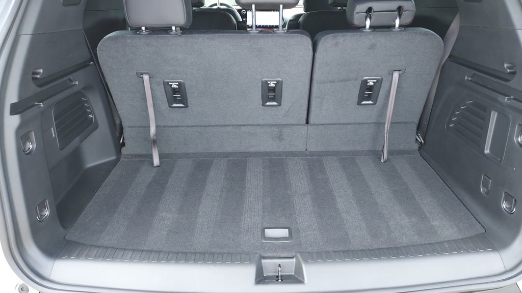 Used 2025 Chevrolet Traverse Z71 w/ Driver Confidence Package image 22