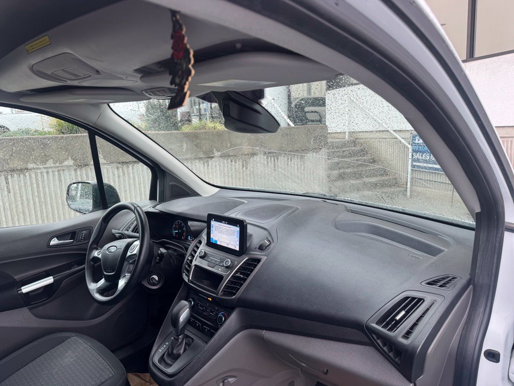 Certified 2019 Ford Transit Connect XLT FWD image 11