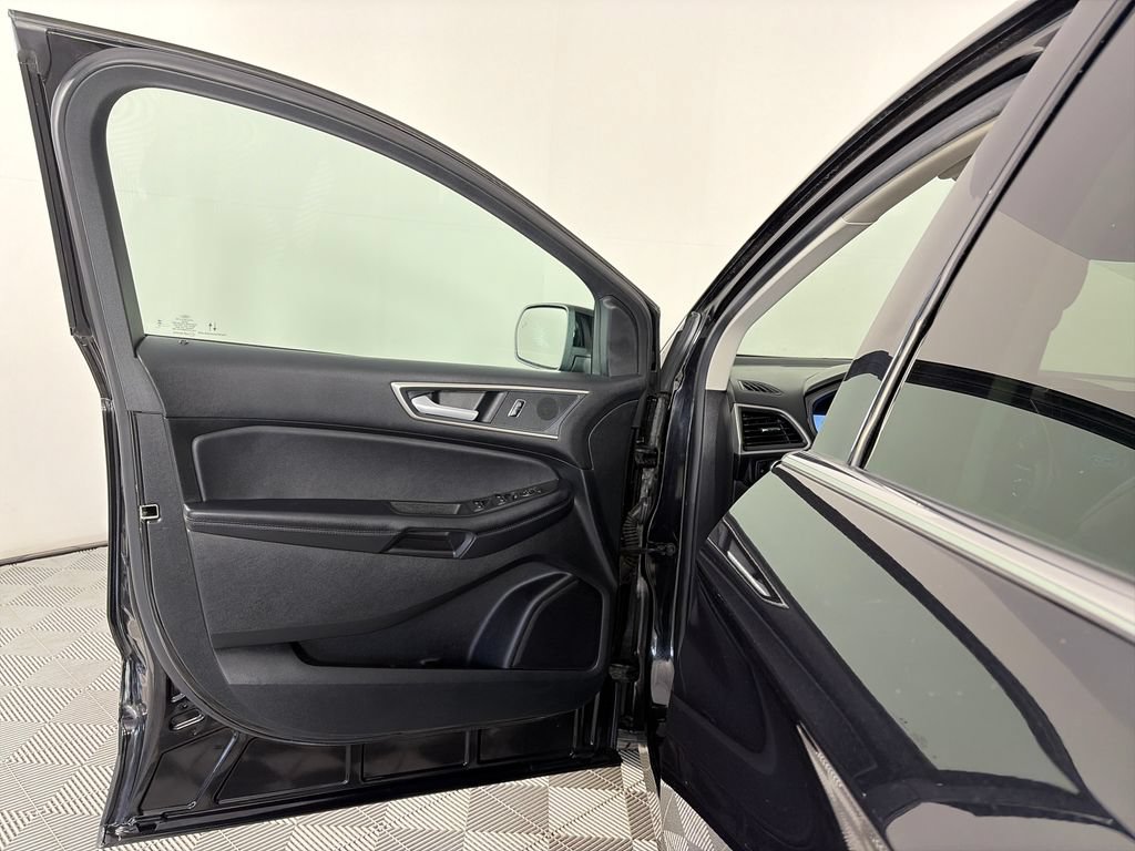 Certified 2024 Ford Edge SEL AWD/4WD image 10