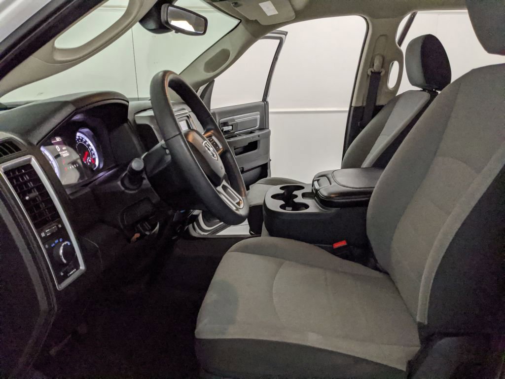 Used 2023 RAM 1500 Classic SLT AWD/4WD image 17