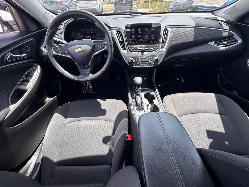 Used 2023 Chevrolet Malibu LT FWD image 26