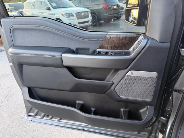 Certified 2025 Ford F350 Lariat w/ Black Appearance Package AWD/4WD image 13