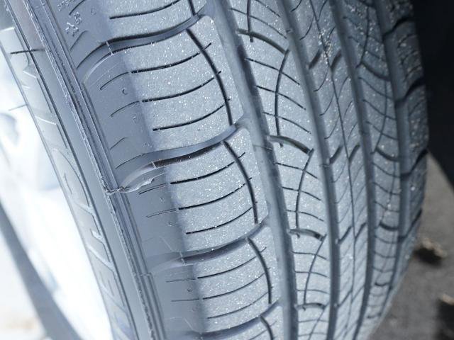 Certified 2024 Ford Edge SEL w/ Convenience Package image 28