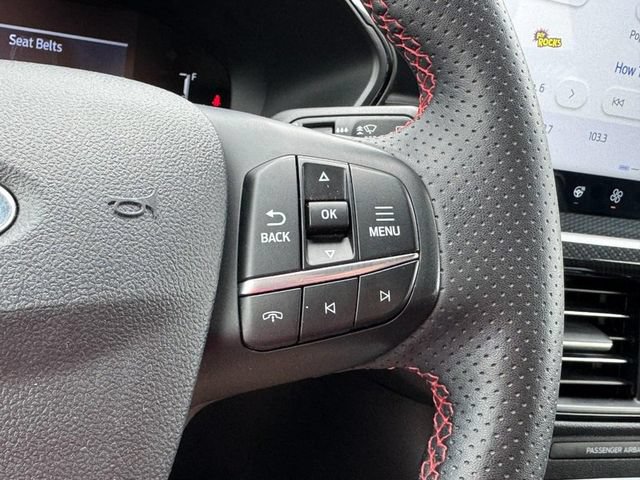 Certified 2024 Ford Escape ST-Line w/ Tech Pack #1 FWD image 17