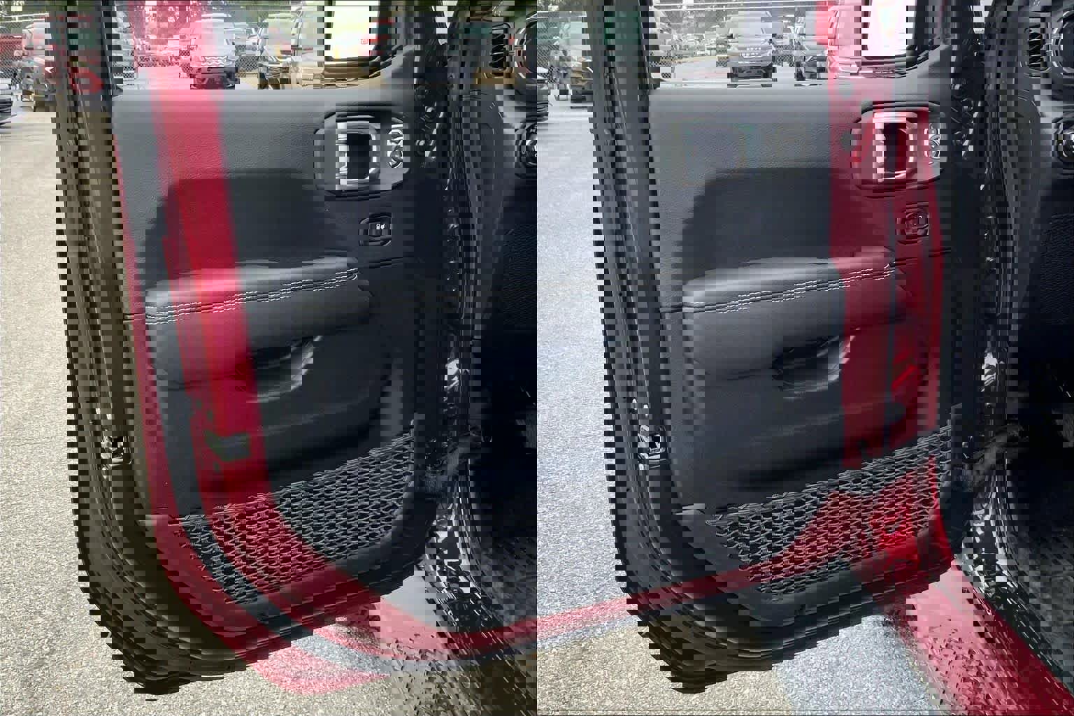 Used 2022 Jeep Gladiator Overland image 22