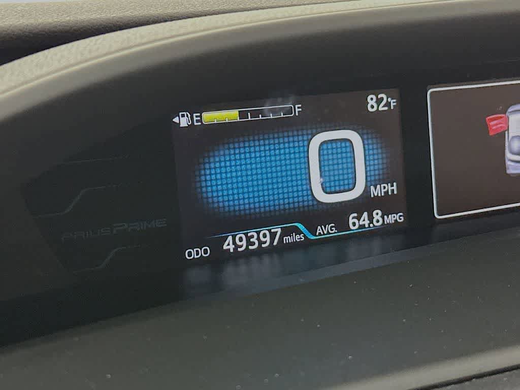 Used 2018 Toyota Prius Prime Advanced w/ Carpet Mat Package FWD image 18
