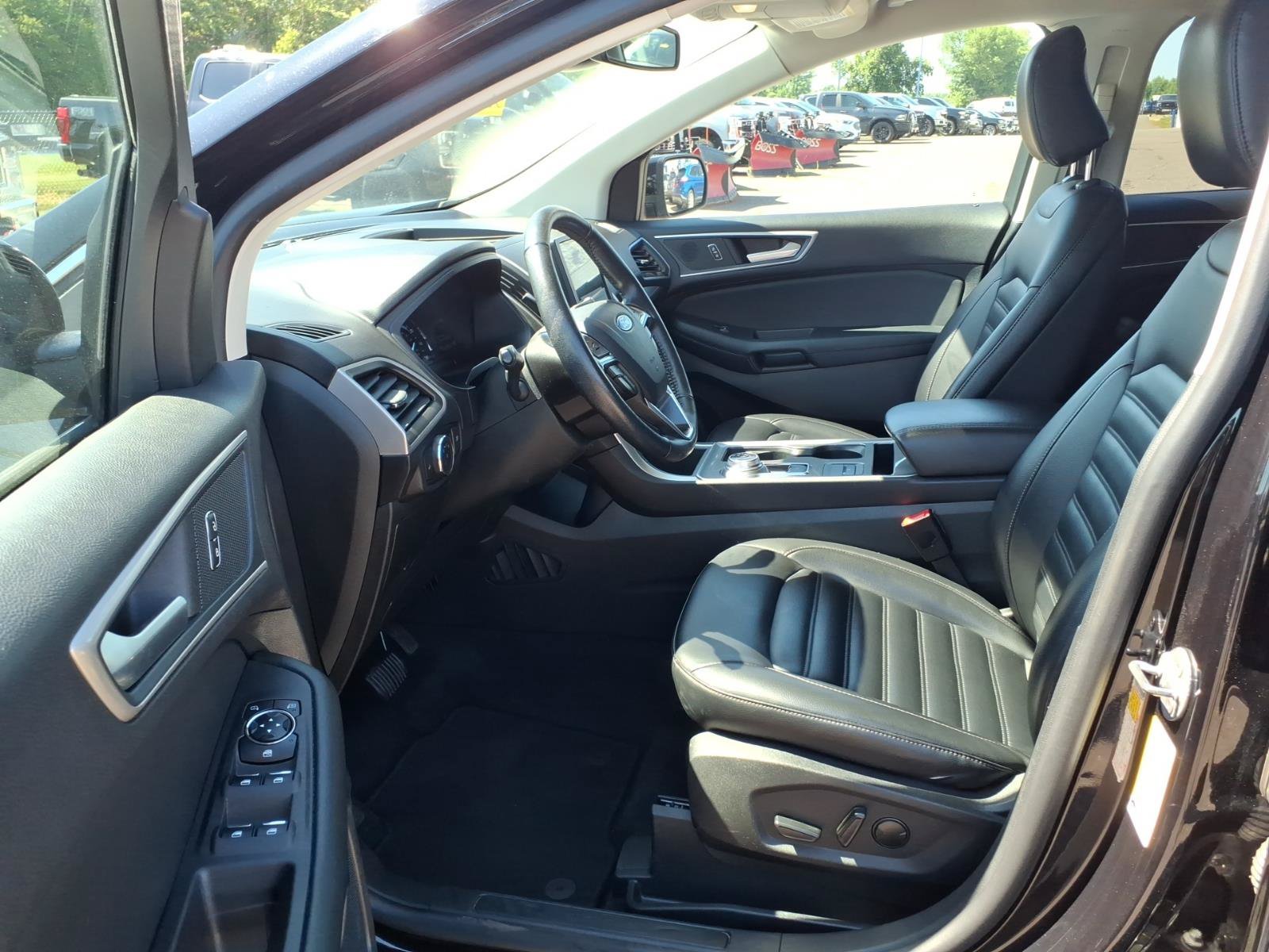 Certified 2024 Ford Edge SEL AWD/4WD image 10
