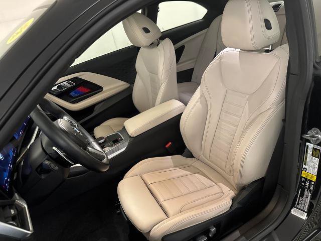 Used 2023 BMW 230i xDrive Coupe AWD/4WD image 17