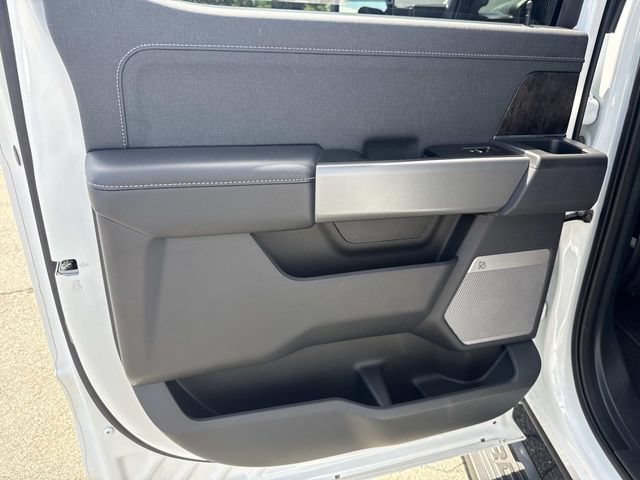 Certified 2025 Ford F250 Lariat w/ Lariat Ultimate Package AWD/4WD image 16
