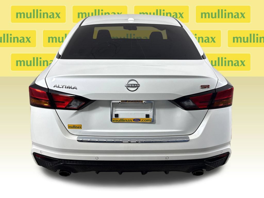 Used 2023 Nissan Altima 2.5 SR FWD image 6